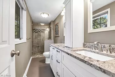 32372 Orchard Park Drive, Avon Lake, OH 44012 - Photo 27
