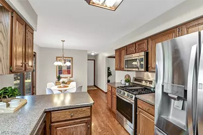 32372 Orchard Park Drive, Avon Lake, OH 44012 - Photo 13