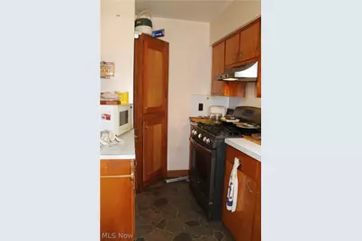 3202 24th Street SE, Canton, OH 44707 - Photo 9