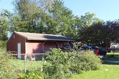 3202 24th Street SE, Canton, OH 44707 - Photo 5