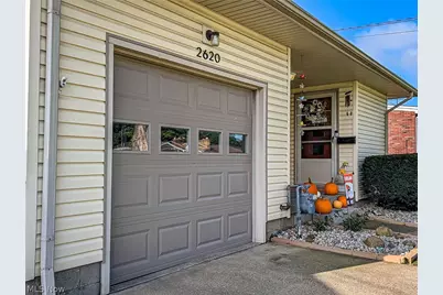 2620 Helen Place NW, Canton, OH 44708 - Photo 3