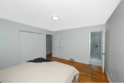324 N Hawkins Avenue, Akron, OH 44313 - Photo 27