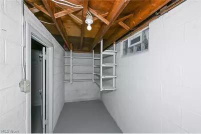 324 N Hawkins Avenue, Akron, OH 44313 - Photo 37