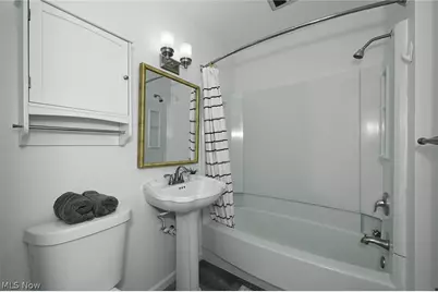 324 N Hawkins Avenue, Akron, OH 44313 - Photo 19