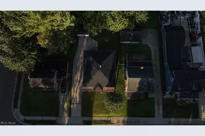 324 N Hawkins Avenue, Akron, OH 44313 - Photo 49