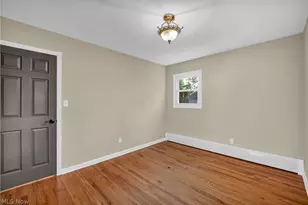 34853 Lakeshore Blvd, Timberlake, OH 44095 - Photo 23