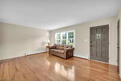 34853 Lakeshore Boulevard, Timberlake, OH 44095 - Photo 9
