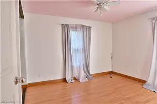 46 Prospect St, Struthers, OH 44471 - Photo 31