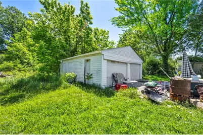 1716 Middle Avenue, Elyria, OH 44035 - Photo 19