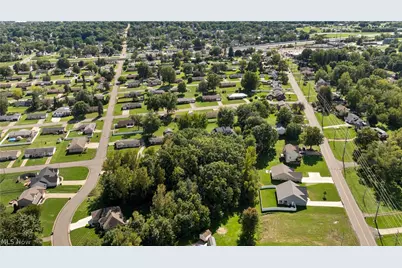 1203 35th Street NE, Canton, OH 44714 - Photo 5