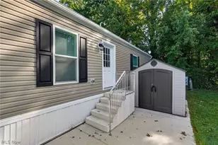 143 Cromwell Dr, Geneva, OH 44041 - Photo 3