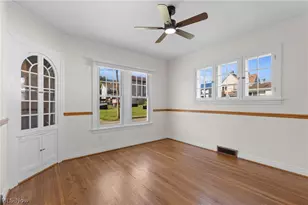 108 S 7th St, Martins Ferry, OH 43935 - Photo 9