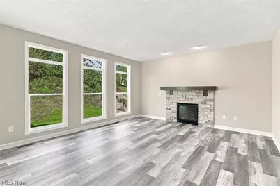 7469 Emerald Glen Avenue NW, Canal Fulton, OH 44614 - Photo 5
