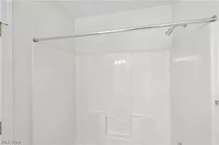 408 W Reserve Dr, Cuyahoga Falls, OH 44223 - Photo 23