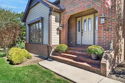 481 Lake Of The Woods Boulevard, Akron, OH 44333 - Photo 3