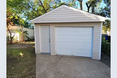8509 Jeffries Avenue, Loveland, OH 44105 - Photo 25