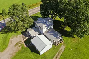 5495 Frazeysburg Rd, Nashport, OH 43830 - Photo 3