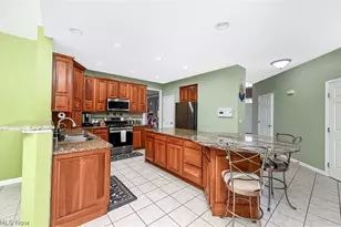 10204 Autumn Cir, Streetsboro, OH 44241 - Photo 19