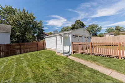796 Graceland Avenue, Barberton, OH 44203 - Photo 39