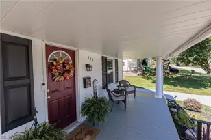 796 Graceland Ave, Barberton, OH 44203 - Photo 3