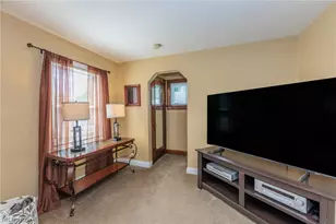 796 Graceland Ave, Barberton, OH 44203 - Photo 9