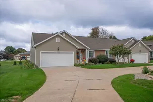 6788 Palmer Dr NW, Canton, OH 44718 - Photo 31