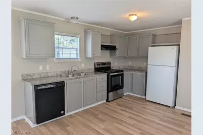 205 Brenthaven Street #182, Elyria, OH 44035 - Photo 5