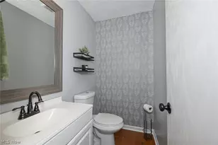 12945 Chamberlain Rd, Aurora, OH 44202 - Photo 17