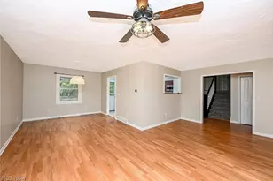 12945 Chamberlain Rd, Aurora, OH 44202 - Photo 5