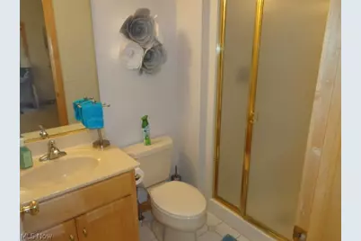 3062 Osage Way, Grandview Heights, OH 44147 - Photo 23