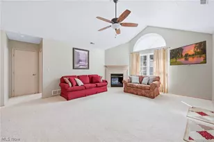 31 Parkside Cir, Canfield, OH 44406 - Photo 5