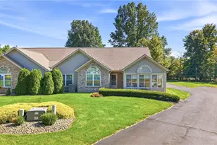 31 Parkside Cir, Canfield, OH 44406 - Photo 45