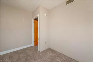 249 W Harris Ave, Ravenna, OH 44266 - Photo 7