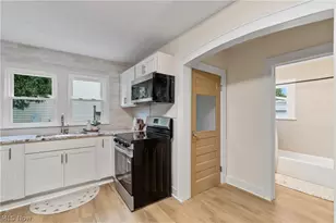1056 Belden Ave, Akron, OH 44310 - Photo 15