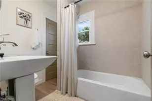 1056 Belden Ave, Akron, OH 44310 - Photo 21