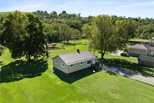 84 Devore St, Adena, OH 43901 - Photo 27