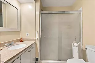 460 Rock Creek Run, Amherst, OH 44001 - Photo 21