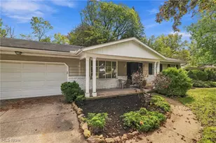 460 Rock Creek Run, Amherst, OH 44001 - Photo 5