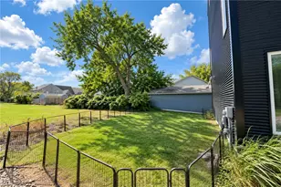1434 W 48th St, Loveland, OH 44102 - Photo 5
