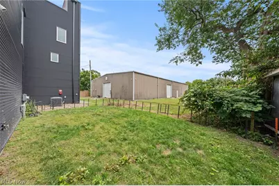 1434 W 48 Street #D, Loveland, OH 44102 - Photo 37