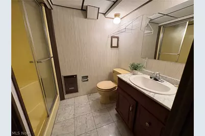 65240 Hillview Avenue, Bellaire, OH 43906 - Photo 37