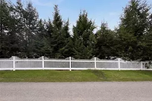 65240 Hillview Ave, Bellaire, OH 43906 - Photo 5