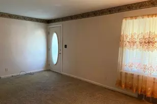 884 Hartshorn St, Alliance, OH 44601 - Photo 5