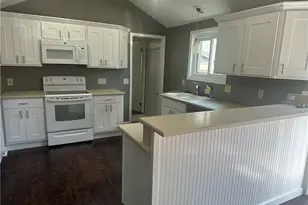 6425 Woodmoor Ave NW, Canton, OH 44718 - Photo 5