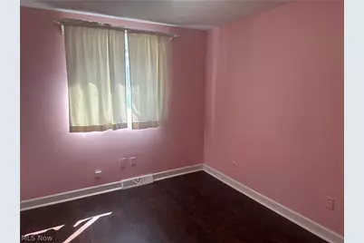 6425 Woodmoor Avenue NW, Canton, OH 44718 - Photo 11