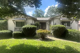 6425 Woodmoor Ave NW, Canton, OH 44718 - Photo 1
