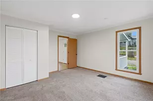515 Warwick Ave, Zanesville, OH 43701 - Photo 9