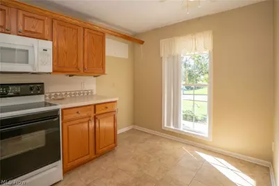 1643 Southpointe Circle NE, Canton, OH 44714 - Photo 17