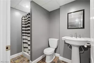 4050 Kings Ct, Zanesville, OH 43701 - Photo 29