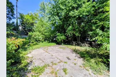 10721 Columbia Avenue, Loveland, OH 44108 - Photo 7